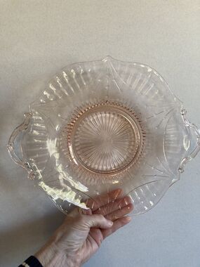 Lancaster Dart Pink Handled Cake Plate
